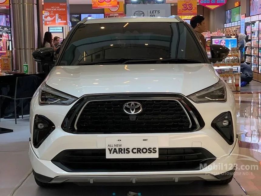 Jual Mobil Toyota Yaris Cross 2024 S 1.5 di Jawa Barat Automatic Wagon Putih Rp 362.700.000