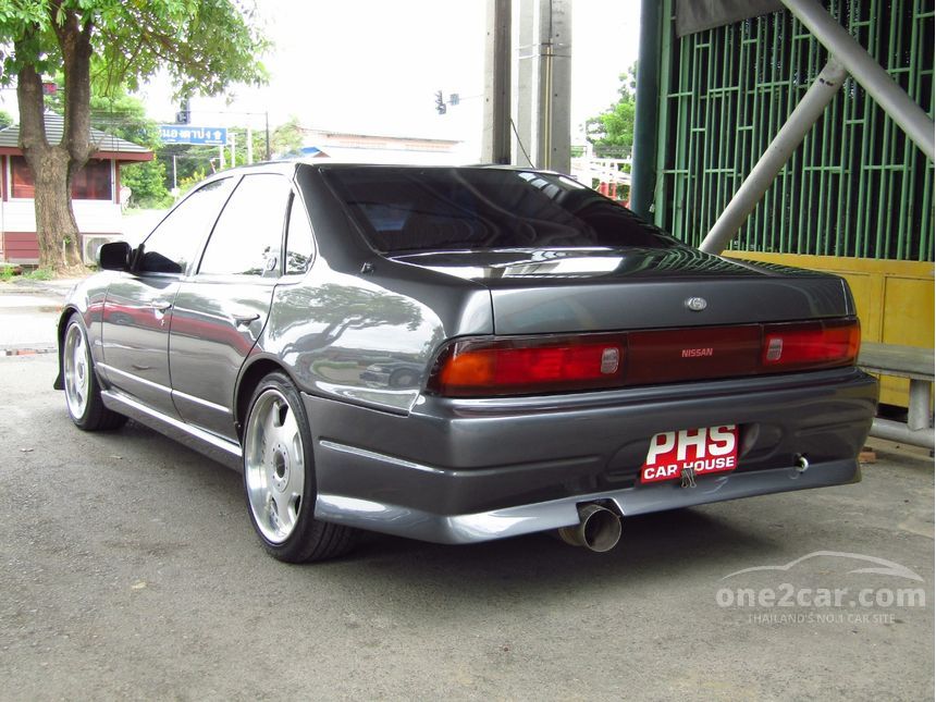 Nissan cefiro 1991