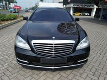 Mercedes Benz S 350 LRSE AT Tahun 2011 Hitam