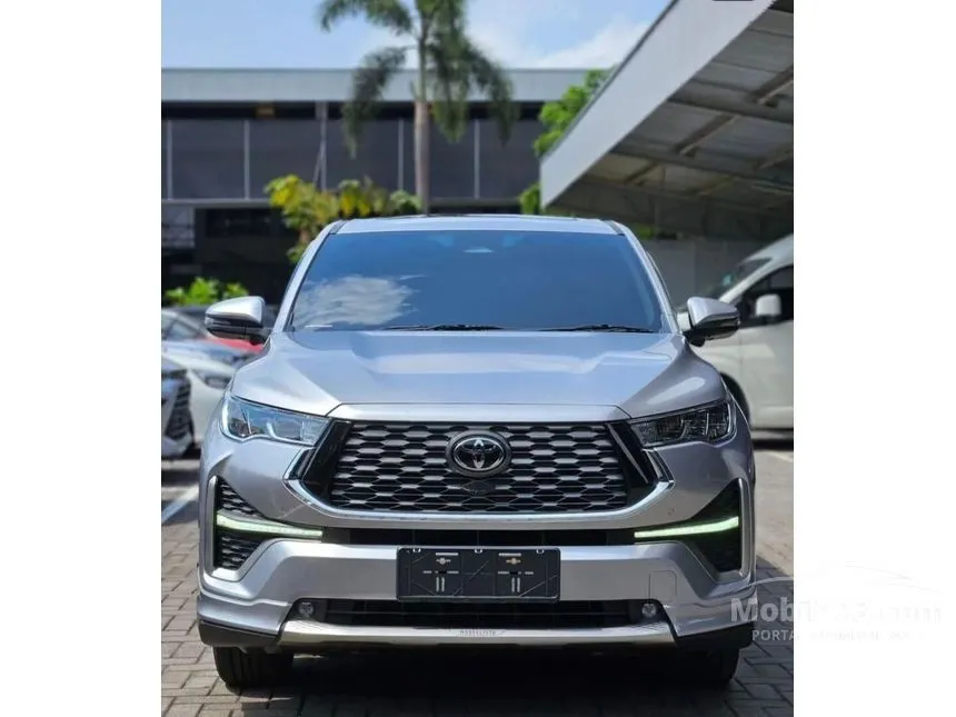 Jual Mobil Toyota Kijang Innova Zenix 2024 Q HV TSS Modellista 2.0 di Banten Automatic Wagon Abu