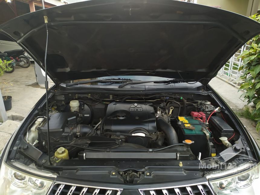 Jual Mobil  Mitsubishi Pajero  Sport  2010  Exceed 2 5 di Jawa 