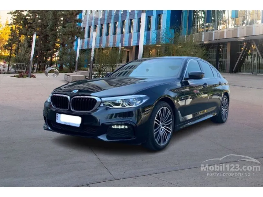 Jual Mobil BMW 530i 2019 Luxury 2.0 di DKI Jakarta Automatic Sedan Hitam Rp 978.000.000
