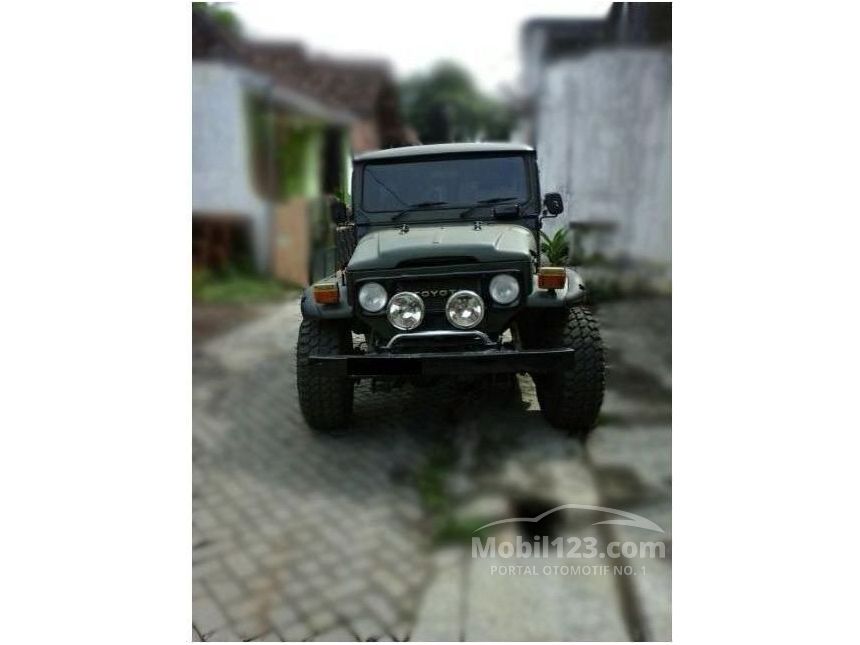 Jual Mobil  Toyota Hardtop 1982 4 0 di Jawa Timur  Manual 