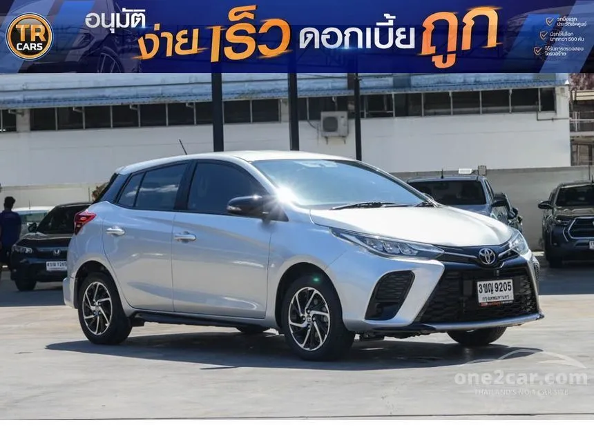 2022 Toyota YARIS Sport Hatchback