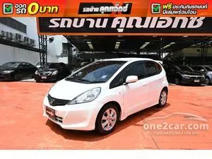 2013 Honda JAZZ 1.5 V Hatchback