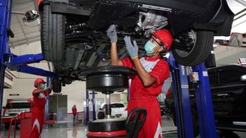 Ada Diskon Servis dan Suku Cadang, Nih, di Bengkel Resmi Mitsubishi!