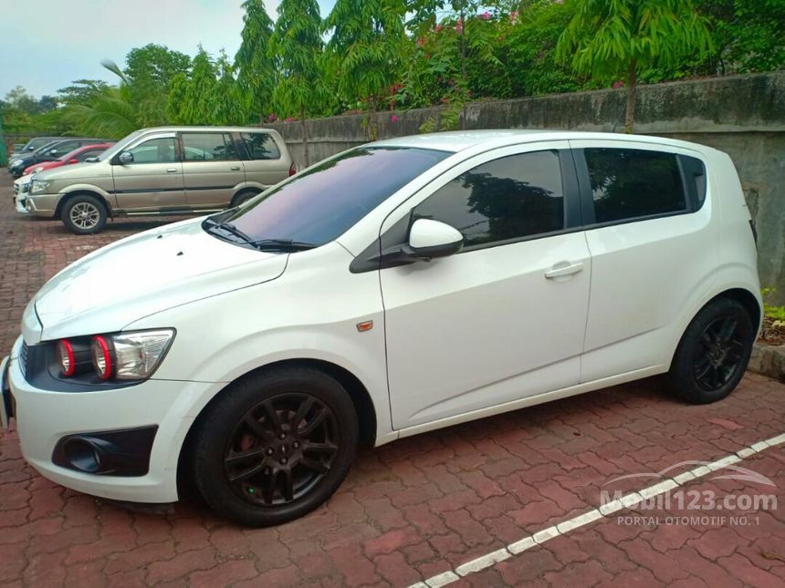 Jual Mobil Chevrolet Aveo 2012 LT 1.4 di DKI Jakarta 