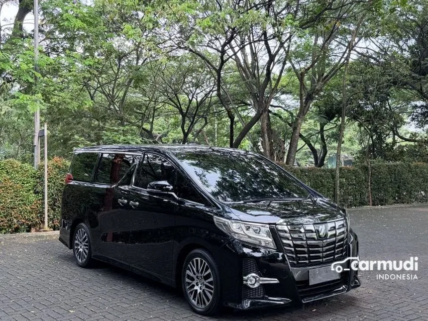 2015 Toyota Alphard SC MPV