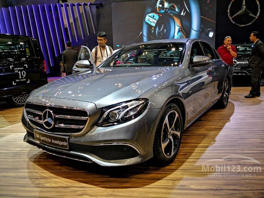 2019 mercedes e300