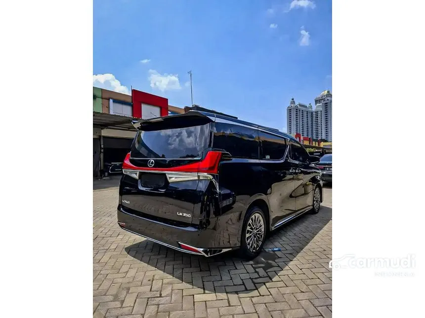 2020 Lexus LM 350 4 Seater MPV