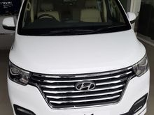 2020 Hyundai H-1 2,5 Royale Limited MPV PROMO BOMBASTIS HANYA DISINI. DIJAMIN