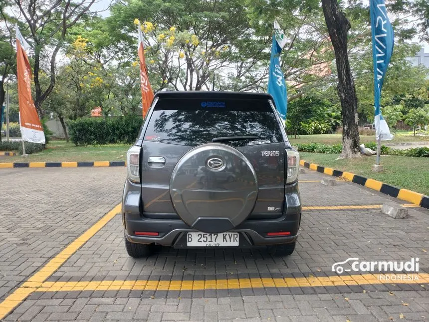 2015 Daihatsu Terios R SUV