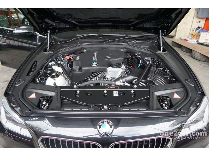 2015 BMW 528i Luxury Sedan