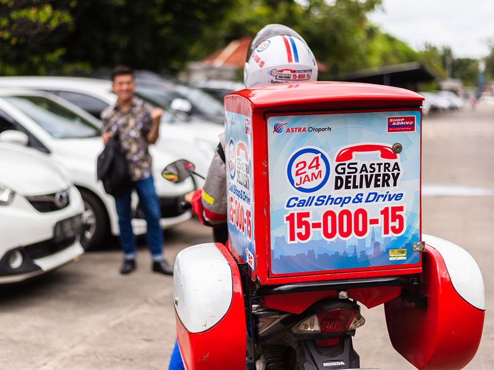 Shop & Drive Ulang Tahun, Berikan Diskon untuk Pembelian Aki