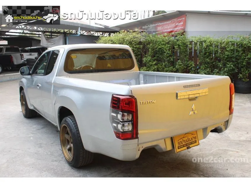 2020 Mitsubishi Triton GLX Pickup