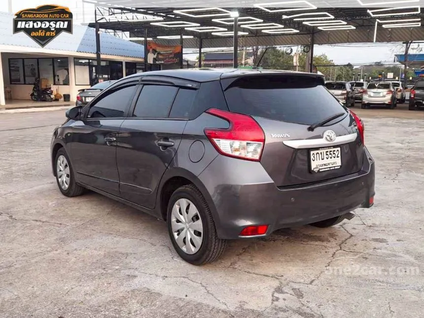 2014 Toyota YARIS E Hatchback