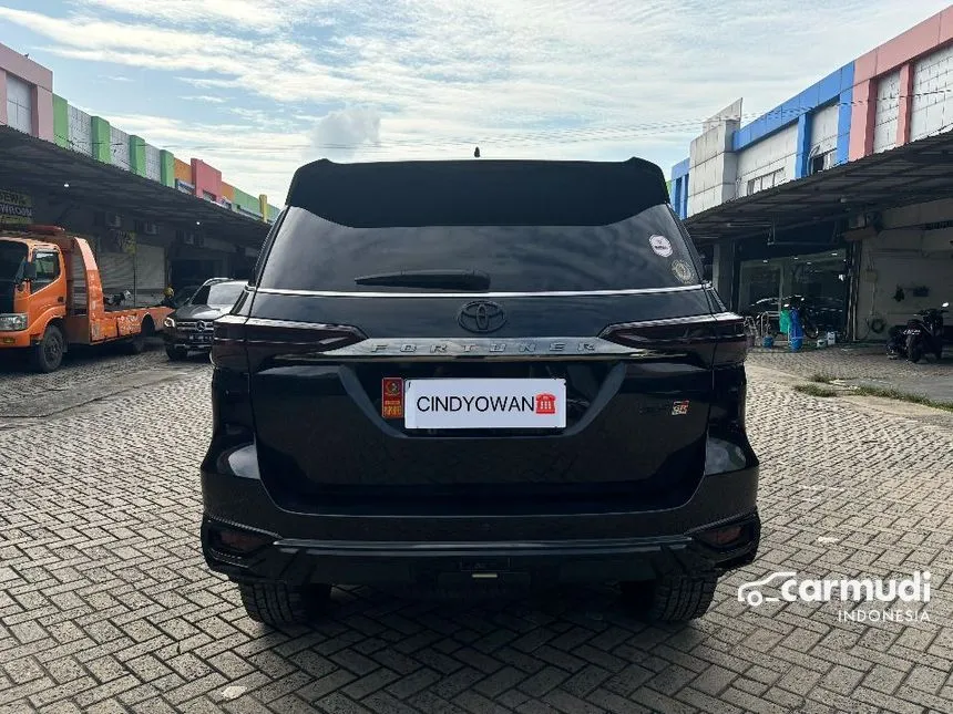 2024 Toyota Fortuner GR Sport 4X2 SUV