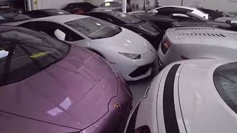 Supercar Lamborghini Selamat dari Badai