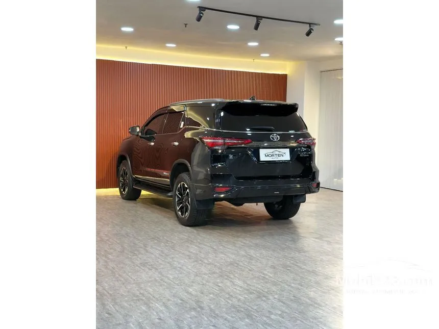 2021 Toyota Fortuner VRZ GR SPORT 4X2 SUV