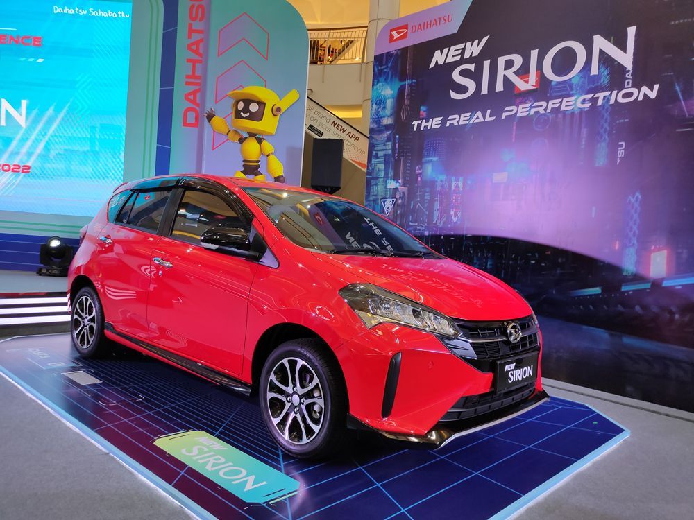Makin Canggih, Sirion Facelift Masih Rp200 Juta-an! Mending Mana Sama Brio?