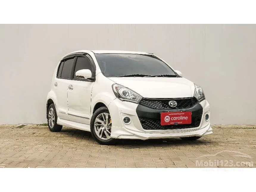 2015 Daihatsu Sirion D Hatchback