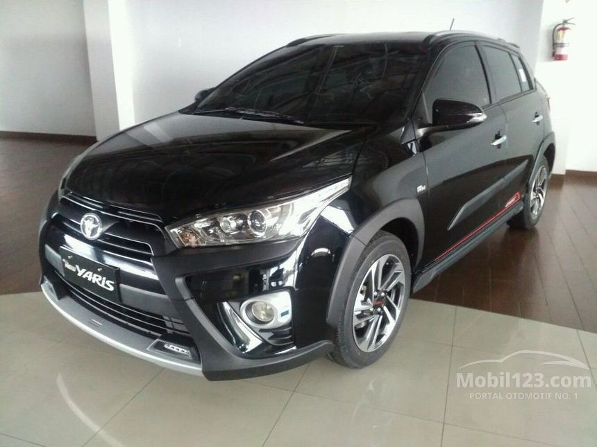 Jual Mobil  Toyota  Yaris  2019 TRD Sportivo Heykers 1 5 di 