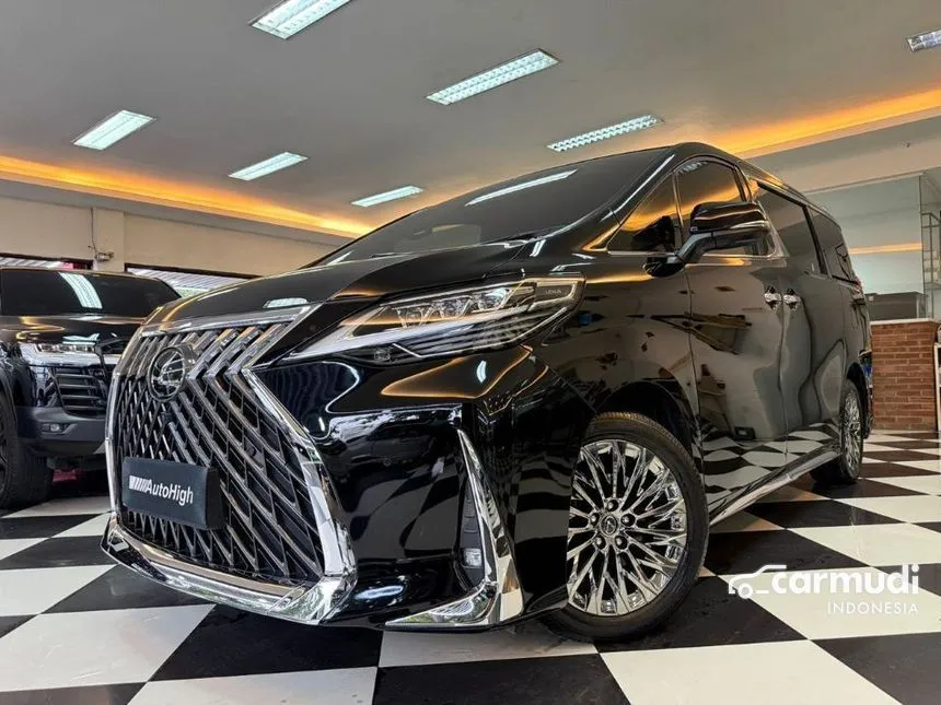 2022 Lexus LM 350 7 Seater MPV