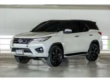 2018 Toyota FORTUNER 2.8 (ปี 15-25) TRD Sportivo (2-Tone) SUV