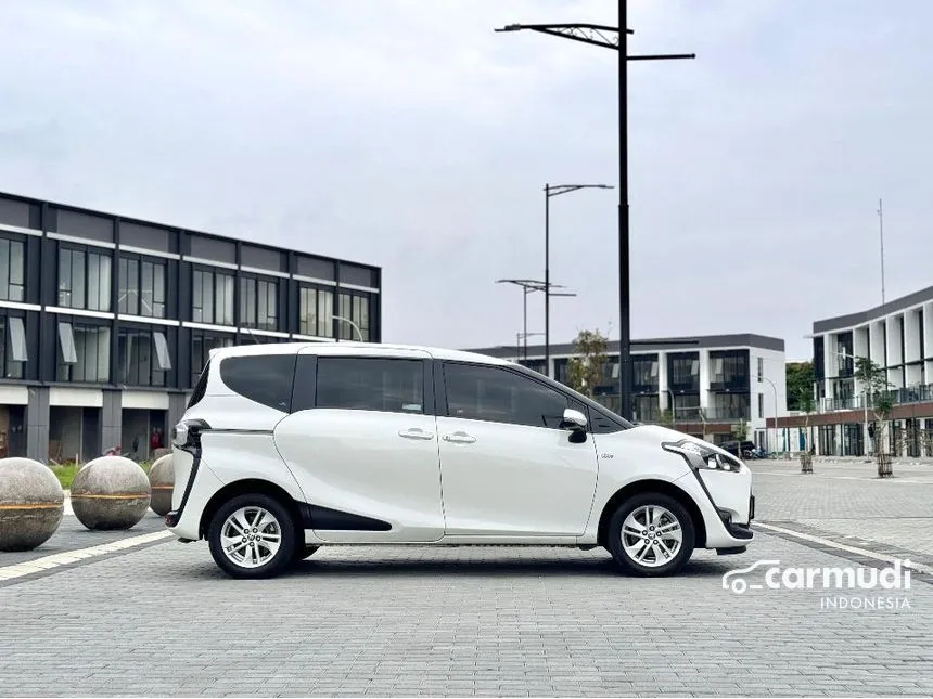 2018 Toyota Sienta G MPV