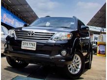 2013 Toyota Fortuner 2.7 (ปี 12-15) V SUV AT
