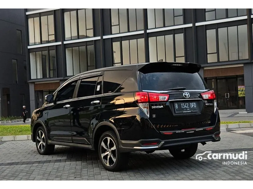 2021 Toyota Kijang Innova Venturer MPV