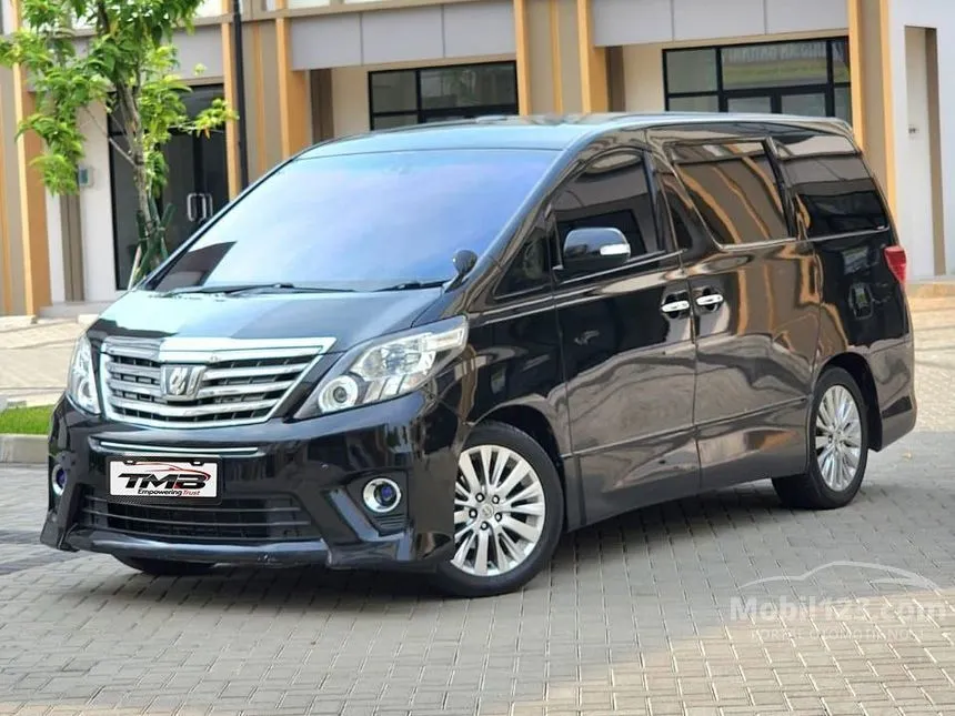 2013 Toyota Alphard SC MPV