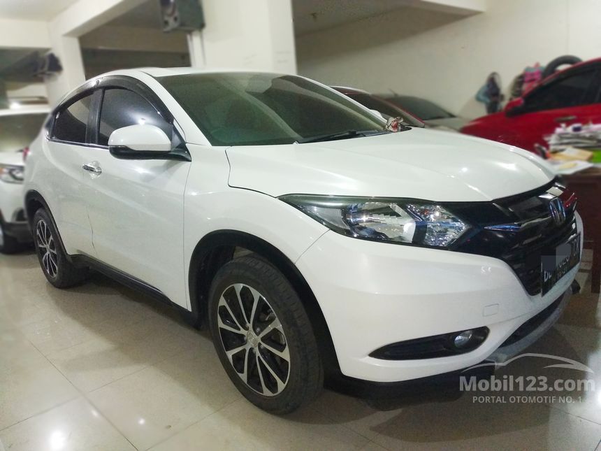Jual Mobil Honda HR-V 2016 E Mugen 1.5 di Sulawesi Selatan ...