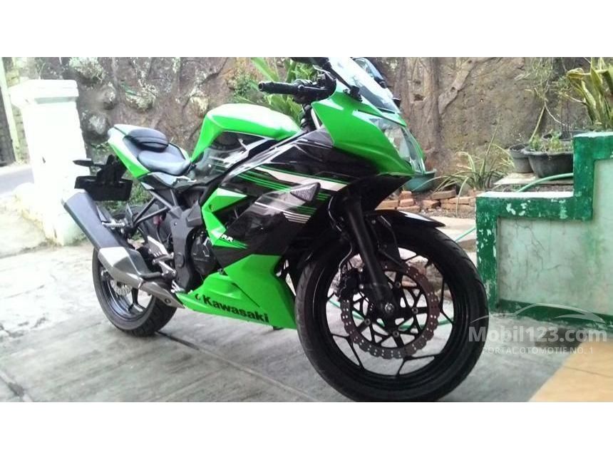 Jual Motor Kawasaki Ninja 2014 0.7 di Jawa Barat Manual 