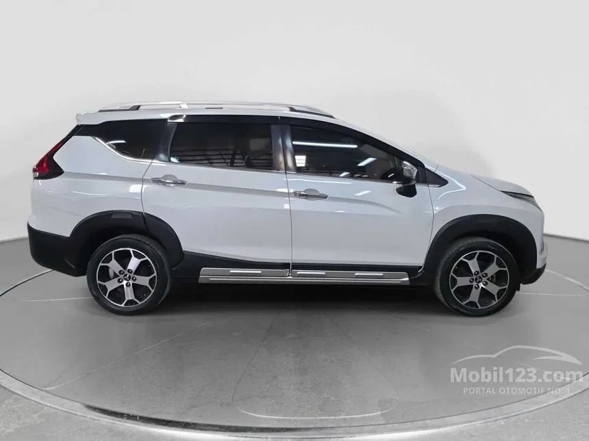 2021 Mitsubishi Xpander Cross MPV