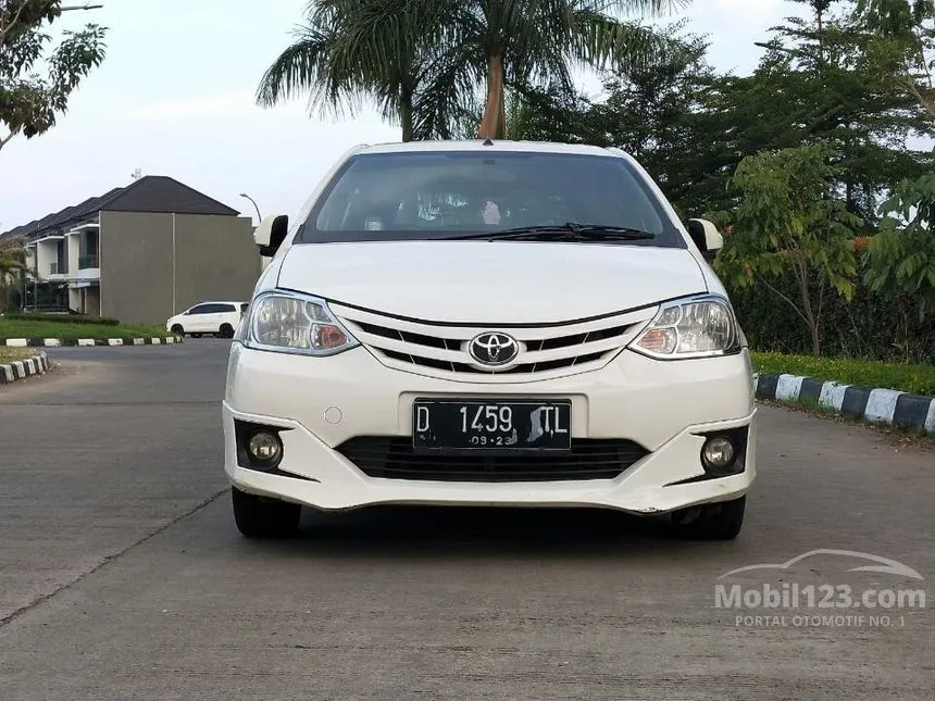 Jual Mobil Toyota Etios Valco 2013 G 1.2 di Jawa Barat Manual Hatchback Putih Rp 95.000.000