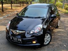 Honda Brio 1.2 E AT 2014 Hitam DP 14jt Kondisi Istimewa Dan Siap Pakai Untuk Tahun Baruan