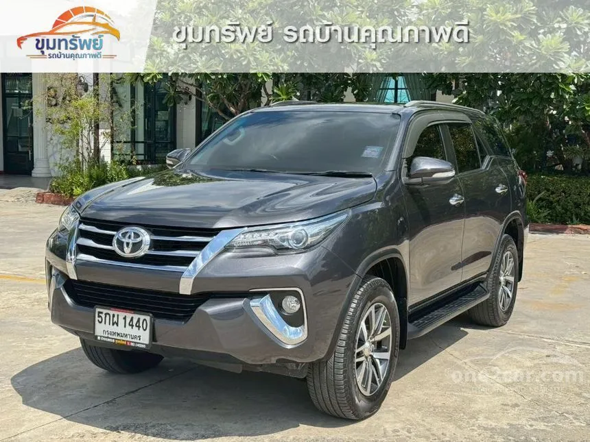 2016 Toyota FORTUNER V SUV