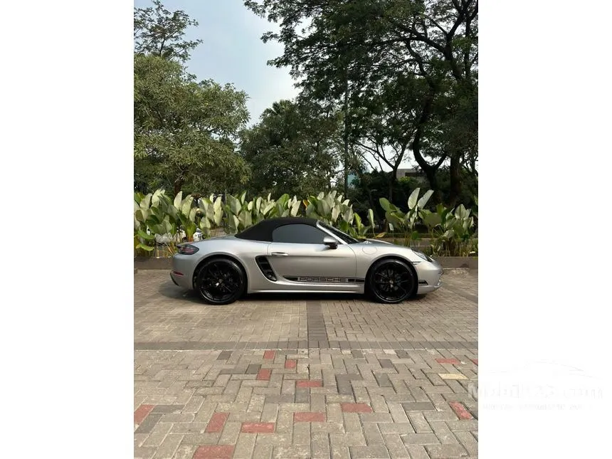 2025 Porsche 718 Boxster S Convertible