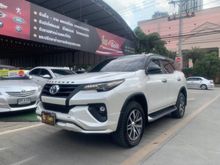 2018 Toyota Fortuner 2.4 (ปี 15-18) V SUV AT