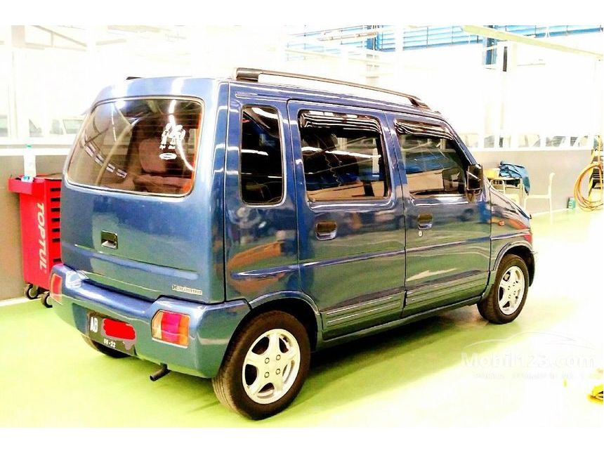 2002 Suzuki Karimun DX Hatchback