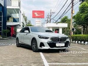 2024 BMW 520i 2.0 M Sport Sedan