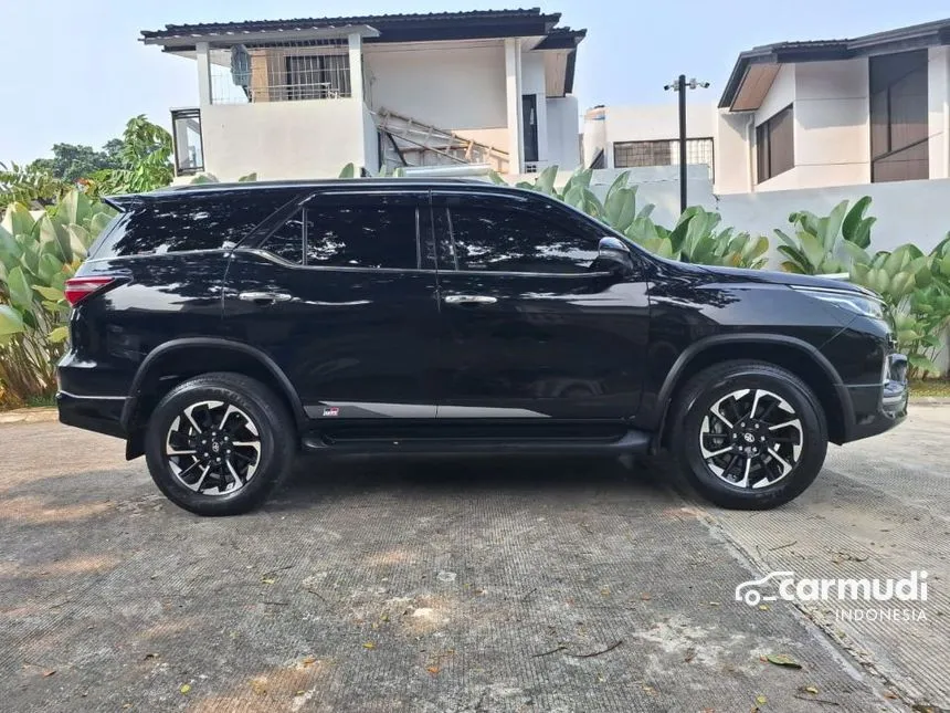 2021 Toyota Fortuner VRZ GR SPORT 4X2 SUV