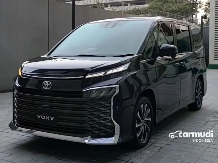 2024 Toyota Voxy Van Wagon