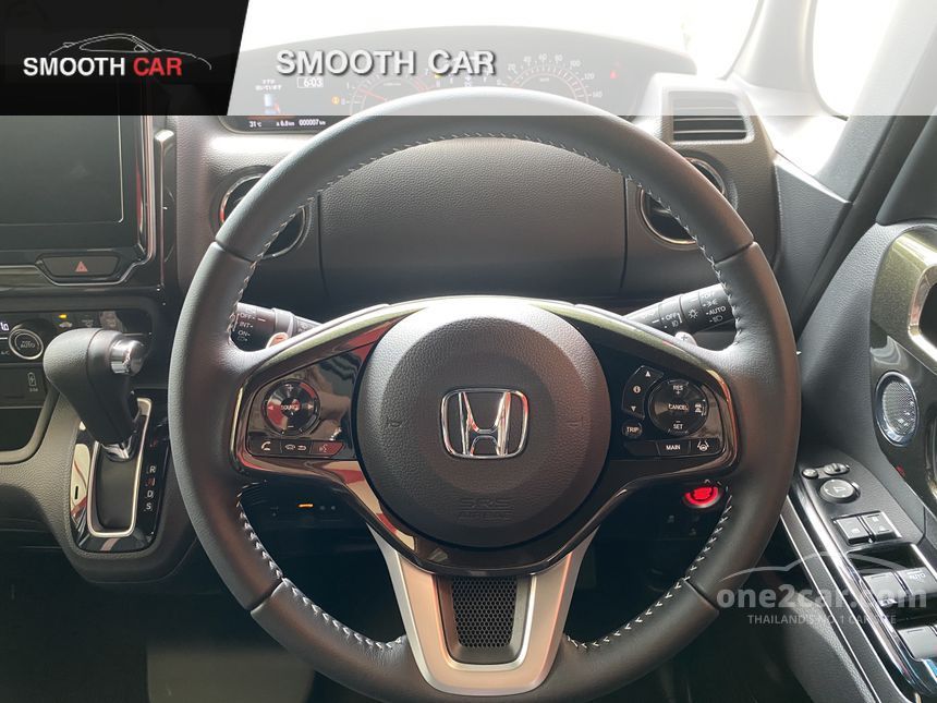 2021 Honda N-BOX Custom Hatchback