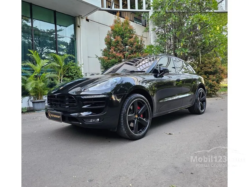 2016 Porsche Macan S SUV