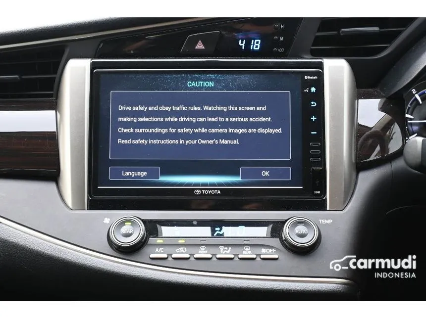 2021 Toyota Kijang Innova V MPV