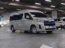 2023 Toyota Hiace 2.8 Premio Van Diesel Manual Km 28rb Tangan 1