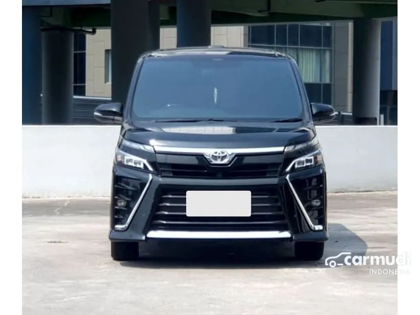 2017 Toyota Voxy Wagon