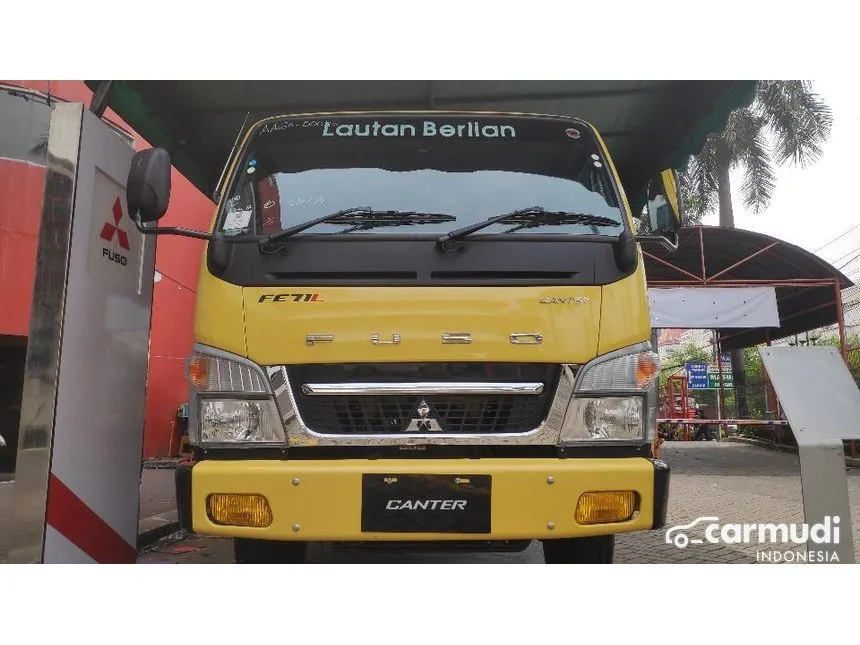 2023 Mitsubishi Canter FE 71 L Trucks